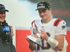 Patriots HC Mike Vrabel nega lesão no ombro direito de Drake Mayer