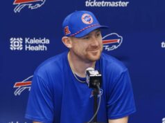 O Buffalo Bills contratou Joe Brady como treinador principal