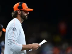 A recente demissão dos Broncos pode afetar a busca de OC dos Ravens