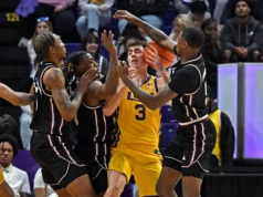 Josh Hubbard e Quincy Ballard acompanham o estado do Mississippi na vitória por 80-66 sobre a LSU