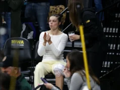 A guarda de basquete feminino de Iowa compartilha mensagem aos fãs após lesão