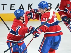 Jack Evans marcou na prorrogação para levar os Canadiens à vitória por 3 a 2 sobre os Golden Knights