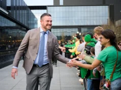 Quão longe os Oregon Ducks viajarão na temporada de futebol americano universitário de 2026?