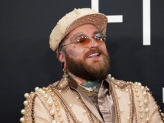 Teddy nada no concerto da bagageira do Super Bowl LX, LaRacelle