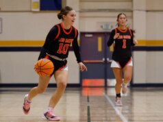 A dramática jogada de 3 pontos de Jenna Webb levou Los Gatos a ultrapassar Los Altos