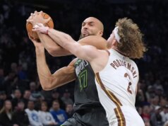 Warriors perderam para Wolves sem Curry, Green, Melton