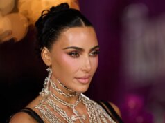 Harry e Meghan ‘aterrorizados’, ‘nos culpam’ pelo Photogate