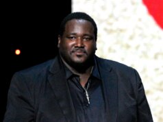 A estrela de ‘The Blind Side’ Quinton Aaron está em aparelhos de suporte vital após colapso em casa – The Mercury News