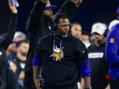 Como será o esquema defensivo de Daronte Jones com os Commanders?