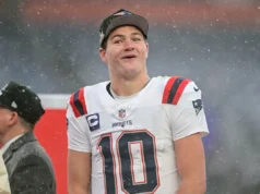 Enquanto a neve e os sacos frustram os sonhos da garota Drake de desistir, seu pé “decepcionante” encontra uma maneira de mandar os Patriots de volta ao Super Bowl.