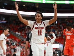 O Wolfpack descasca a laranja 88-68