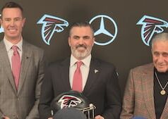 O novo técnico dos Falcons, Kevin Stefanski, compartilha sua visão de uma equipe forte e física