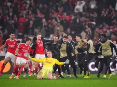 Benfica 4-2 Real Madrid: O guarda-redes Trubin condena o Real Madrid aos playoffs da Liga dos Campeões