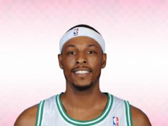 Stephen Curry ultrapassou John Havlicek para se juntar a Paul Pierce na 19ª pontuação de todos os tempos.