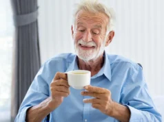 O chá pode melhorar sua saúde e longevidade, mas a maneira como você o bebe é importante