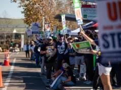 Greve do Kaiser chega à quarta semana, com 31.000 trabalhadores exigindo salários mais altos e melhores funcionários – The Mercury News