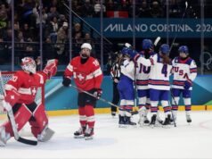 O Hóquei Feminino dos EUA derrotou a Suíça, melhorando para 3 a 0 no confronto com o Canadá