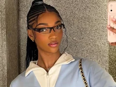 A estrela do basquete Angel Reese exibe um visual formal e esportivo durante uma turnê de calçados na Austrália