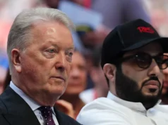 Frank Warren se envolveu em uma potencial disputa legal de US$ 1 bilhão com a SELA da Arábia Saudita e a Zuffa Boxing da TKO