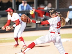 HUSKERS SOFTBALL: # 8 Nebraska – # 1 Texas Tech jogo movido para 14h CST