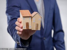 Temos duas casas, mas nosso patrimônio vale menos de £ 1 milhão. Podemos obter isenção de imposto sobre herança?