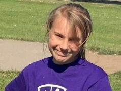 ‘Ela ainda segurava seu bambolê’: mãe de uma menina de nove anos morta a facadas por um esquizofrênico na rua descreve seus momentos finais com detalhes comoventes