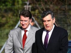 E-mails de Peter Mandelson para Jeffrey Epstein ‘um crime financeiro’ Gordon Brown diz que a polícia fornece atualizações sobre uma investigação ‘complexa’