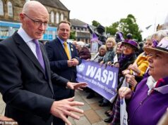 Stephen Daisley: Sweeney certamente não acredita que os homens pertençam às prisões femininas – a verdade é que ele é um prisioneiro da cabala no coração do governo.