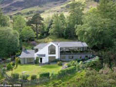 Cirurgião plástico da Harley Street em batalha com vizinhos sobre planos de modernizar a histórica casa de campo de £ 1,5 milhão em Lake District