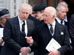 O Palácio de Buckingham diz que está pronto para ajudar a polícia a investigar Andrew enquanto o monarca expressa ‘profunda preocupação’