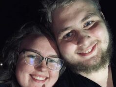 Filha de candidato a governador de Minnesota é morta a facadas em seu apartamento