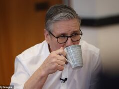 Streeting e Renner foram resgatados pela esquerda para esperar a hora certa: Starmer enfrenta pressão para se voltar contra Trump, trazer o ‘imposto sobre a riqueza’, nacionalizar a indústria e martelar os proprietários pela sobrevivência