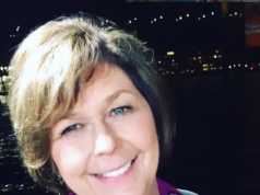 Polícia ‘retira homem e mulher de casa’ durante operação da SWAT em propriedade em busca da desaparecida Nancy Guthrie