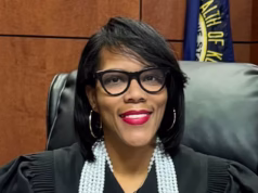 Juiz vigilante recomenda sentença para criminoso sexual medíocre que sequestrou uma mulher aleatória, apesar das ameaças de matar o promotor se for libertado