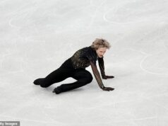 A estrela da patinação artística dos EUA, Ilya Malinin, luta contra as lágrimas após a queda do ‘quad god’ e perde a medalha no pesadelo dos Jogos Olímpicos de Inverno