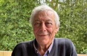 Capangas sequestram avô inocente de casa temendo identidade trocada, enquanto o vídeo o mostra espancado e amarrado enquanto a busca continua