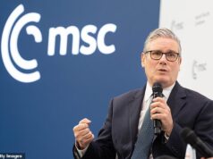 Keir Starmer afirma que está “muito mais forte” depois de sobreviver à tentativa de golpe trabalhista, enquanto promete se aproximar do mercado único com a UE