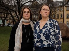 Hospital de insetos mortais ainda não é seguro, famílias de coração partido dizem a Sweeney em carta comovente