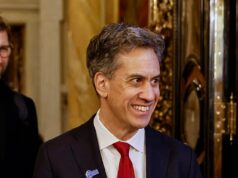 Ed Miliband planeja acordo com líder do Partido Verde que diz que “a era da OTAN acabou”