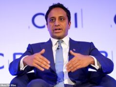 A reforma abre a porta a um acordo eleitoral “patriótico” com os Conservadores se isso significar manter a coligação de esquerda do lado de fora.