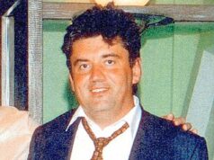 A morte súbita do denunciante russo em Surrey ‘precisa ser reaberta’ após as revelações em torno da morte por envenenamento de sapo de Navalny, dizem amigos