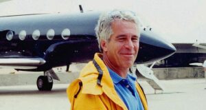 FBI se recusa a discutir o espólio de Epstein apenas porque foi enterrado no deserto depois que meninas foram ‘estranguladas durante o sexo’