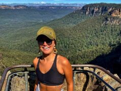 Uma pioneira defensora das crianças aborígenes abandonou de forma sensacional o seu papel depois de alegar que foi abusada sexualmente por um burocrata de Canberra.