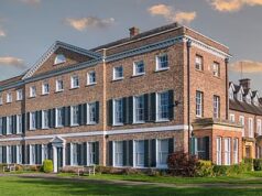 Diretor do sexto ano de uma escola particular de £ 25.000 por ano foi criticado depois de mentir sobre entrar em Cambridge em seu currículo