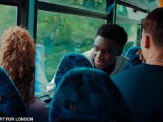 Anúncio da TfL mostrando um homem negro assediando uma garota branca em um ônibus banido por ‘reforçar estereótipos raciais negativos’