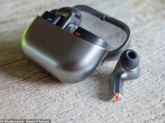 Alerta urgente para usuários de fones de ouvido enquanto cientistas descobrem produtos químicos tóxicos causadores de câncer em 81 dispositivos populares da Bose, Panasonic, Samsung e Sennheiser