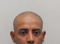 A polícia teme que o agressor tenha levado o atleta ferido para um hotel com a promessa de trabalho antes de agredir a mulher e poder atacar outras pessoas.