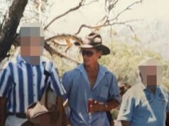A avó de Gus Lamont empunhando uma espingarda como você nunca o viu antes – como a polícia diz que ele agora enfrenta acusações de porte de arma de fogo depois que membros da família pararam de ajudar os detetives na busca pela criança desaparecida.