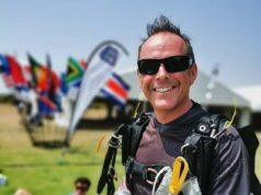 Herói do SAS morre após cair em um lago em alta velocidade durante competição de paraquedismo no campeonato mundial