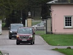 Preso Andrew trancado em uma cela como um plebeu: o que vivenciar na primeira custódia da polícia real a ser preso nos tempos modernos